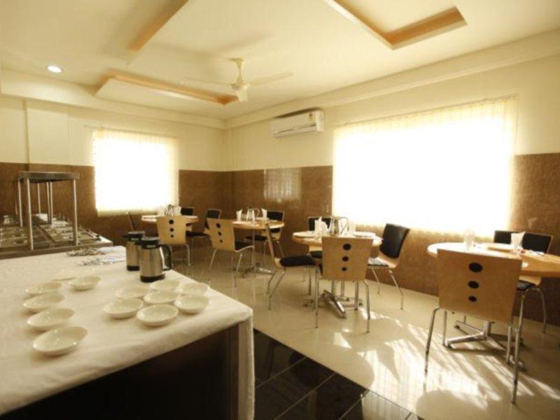 Hotel Arafa Inn Бангалор Екстериор снимка