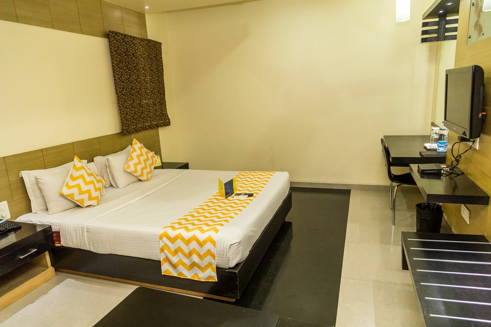 Hotel Arafa Inn Бангалор Екстериор снимка