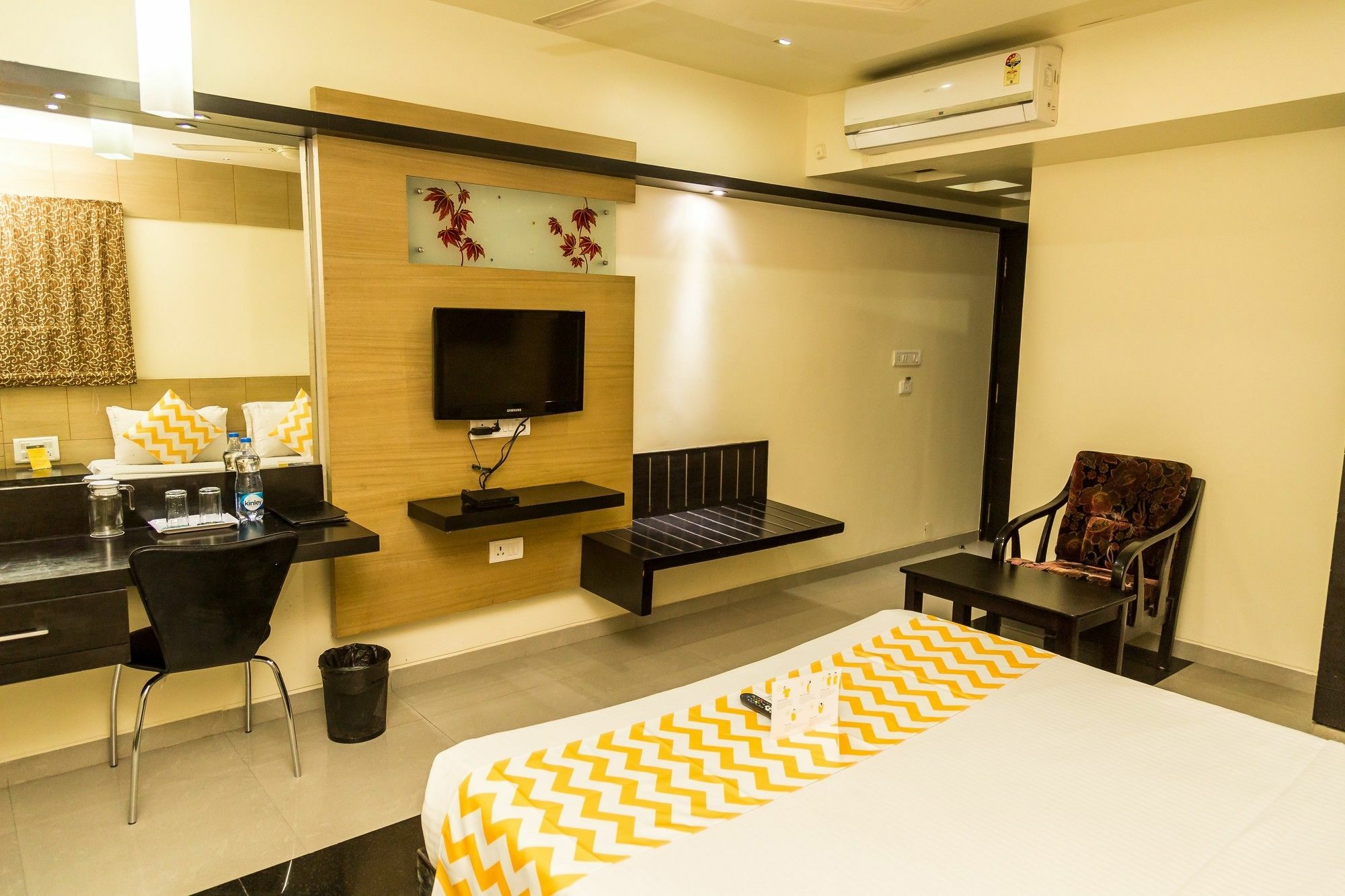 Hotel Arafa Inn Бангалор Екстериор снимка