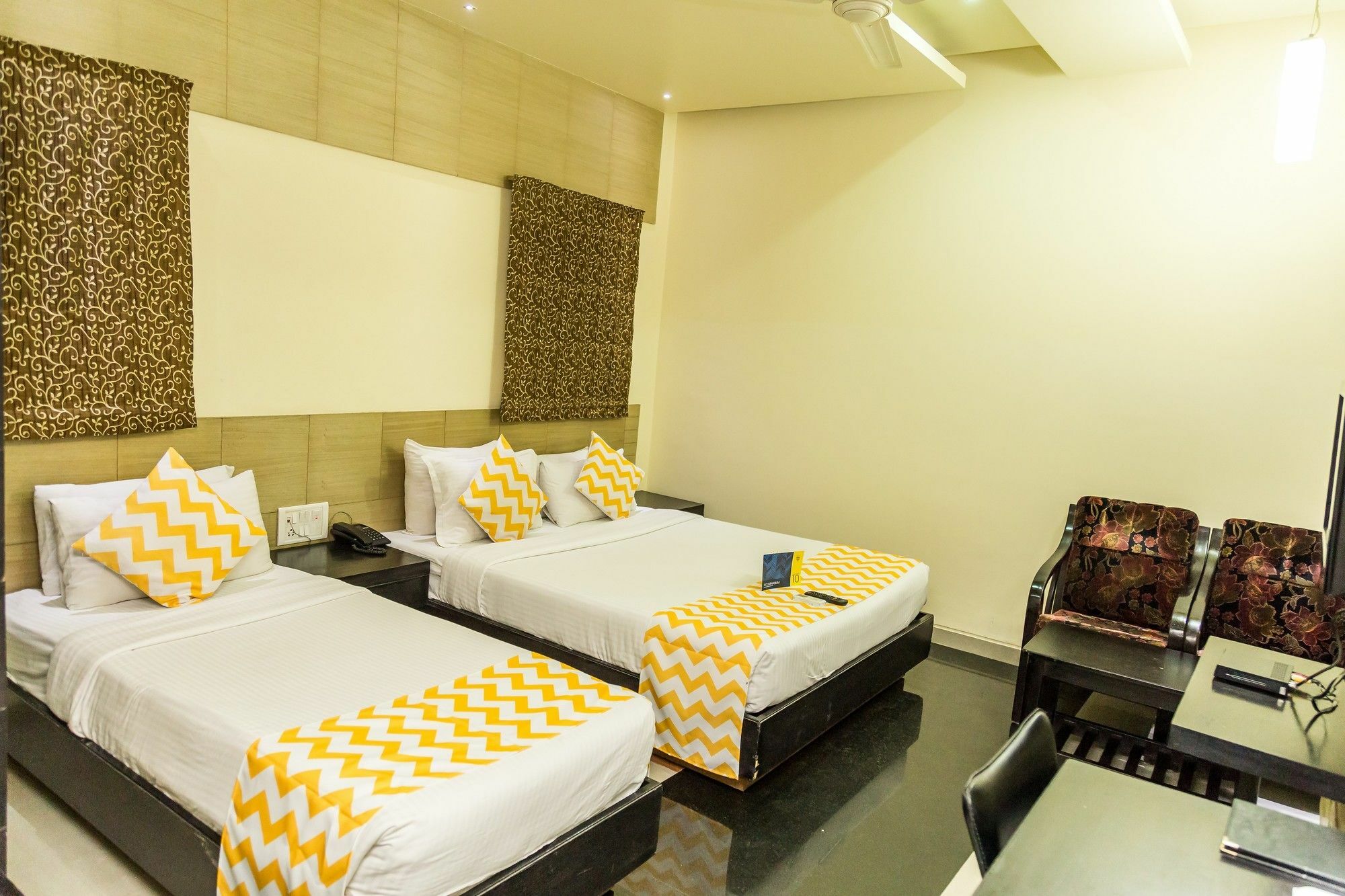 Hotel Arafa Inn Бангалор Екстериор снимка